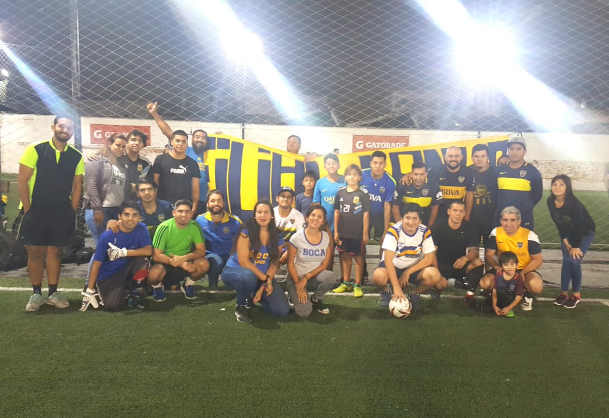 FilialLanusCABJ's tweet photo. Viernes de Fútbol en la fial
💙💛💙
#fútbol #filiallanus #BocaJuniors #DeLaBomboneraNoNosVamos #BOCAPASIONTOTAL #elunicogrande #0descensos #BOCA #viernesdefútbol
#viernesbostero #entreamigos ⚽️🎉🍻 https://t.co/gde0wOEGM0