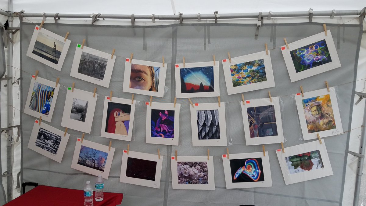 MrsMalinJPT's tweet photo. Student artwork at the Coral Springs Festival of the Arts! https://t.co/aFeRKNVTH5