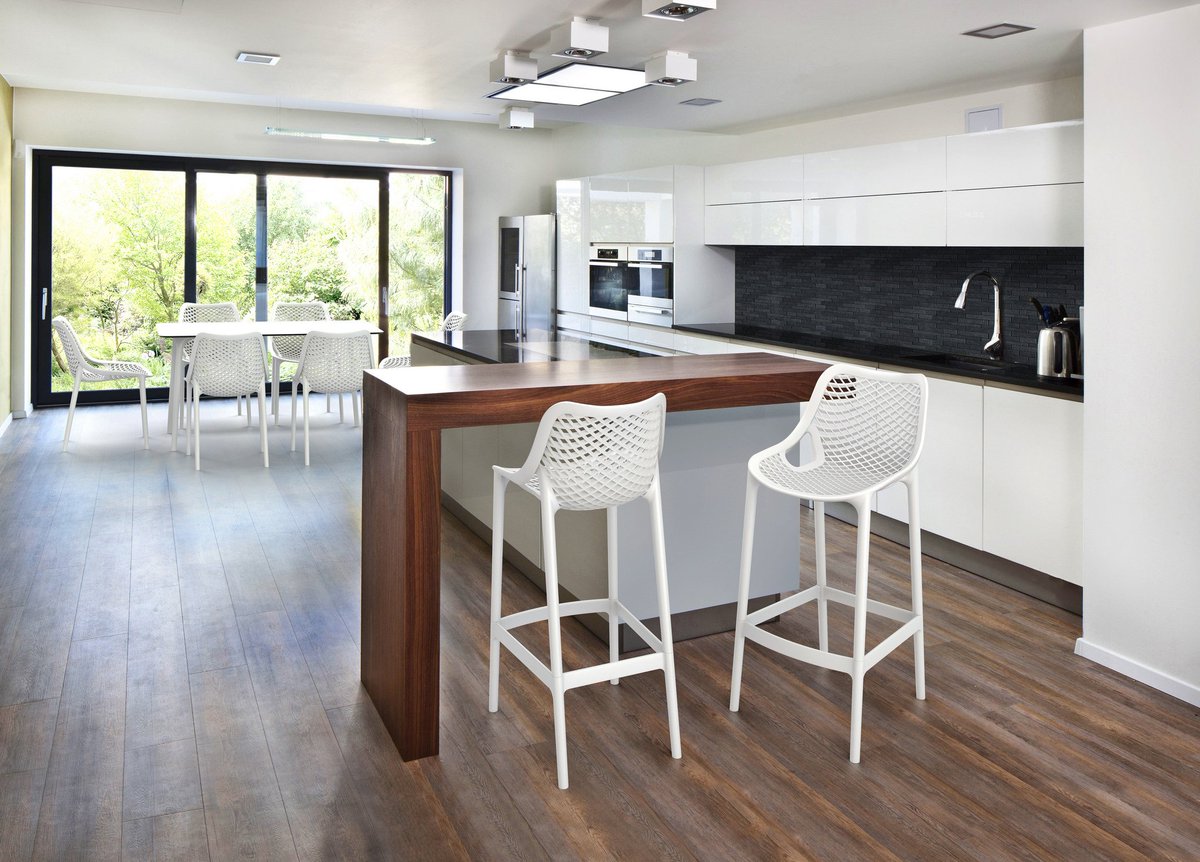 HauserStores's tweet photo. Put your mind at ease with the Air Collection. The style that transitions easily from inside to out. #shophauser
Shop our durable Plastique collections in-store and online. https://t.co/VToXRNWdQs https://t.co/LzN1u3vzEK