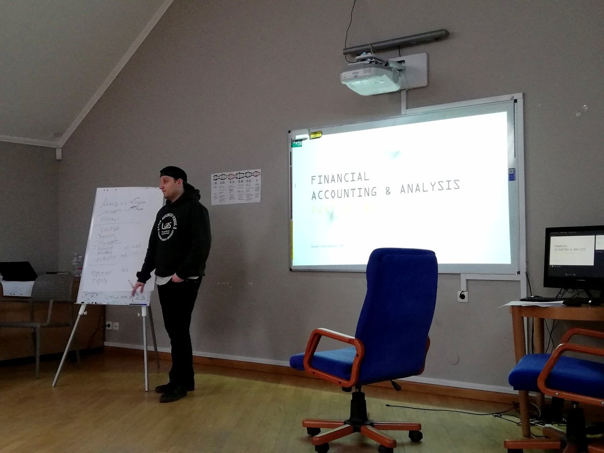 ula_kyiv's tweet photo. "Why business didn't start to reinvest money💵 in USA, after reducing taxes by #Trump? They don't expect changes in the future. Plus, the #tradewar with China🇨🇳." - continue studying finance with Andriy Zhovtanetskyy, lecturer at @_LvBS_, @DeGrooteBiz graduate  and @plast member. https://t.co/Kt9bsz13yA