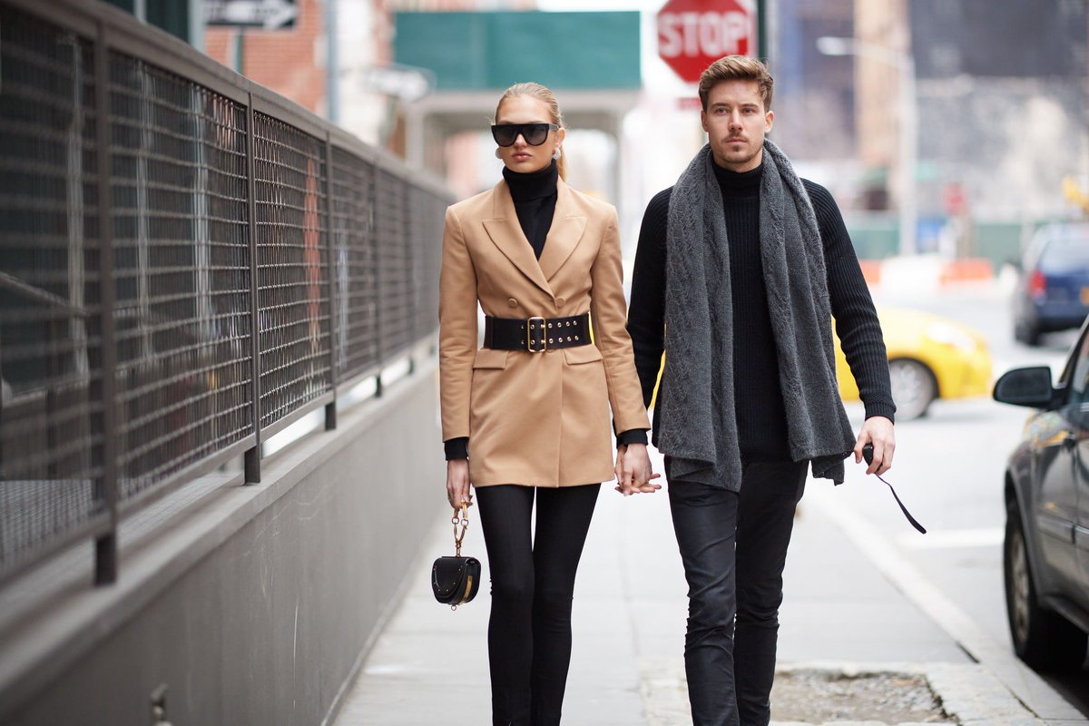 dailyromee's tweet photo. Romee Strijd &amp; Laurens Van Leeuwen out in NYC. (13/03) https://t.co/CsGOmem0U3