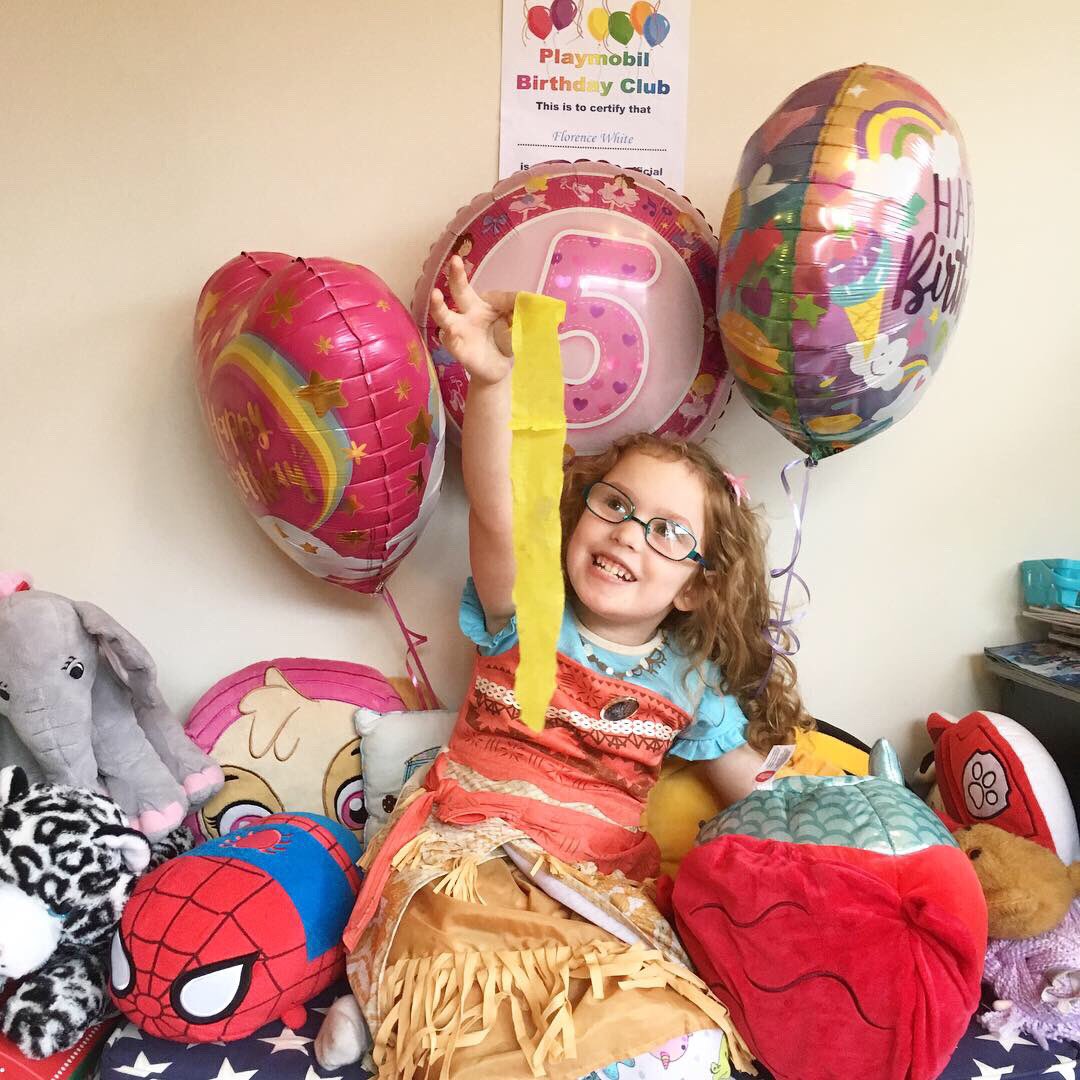 wurdsmyth's tweet photo. A few days early, Flo is having her very first birthday party. Just family and on a shoestring, but bright and happy and full of love. Flo just told me she “feels really Queen-y”... Job done! 🥰💕 #AccordingtoFlo #almostfive https://t.co/KM1JiBLRoW