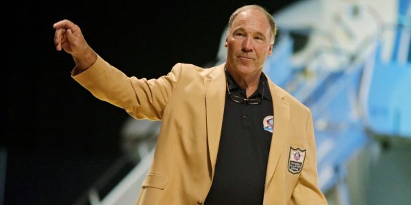 Help us wish Gold Jacket Joe DeLamielleure a happy birthday! 