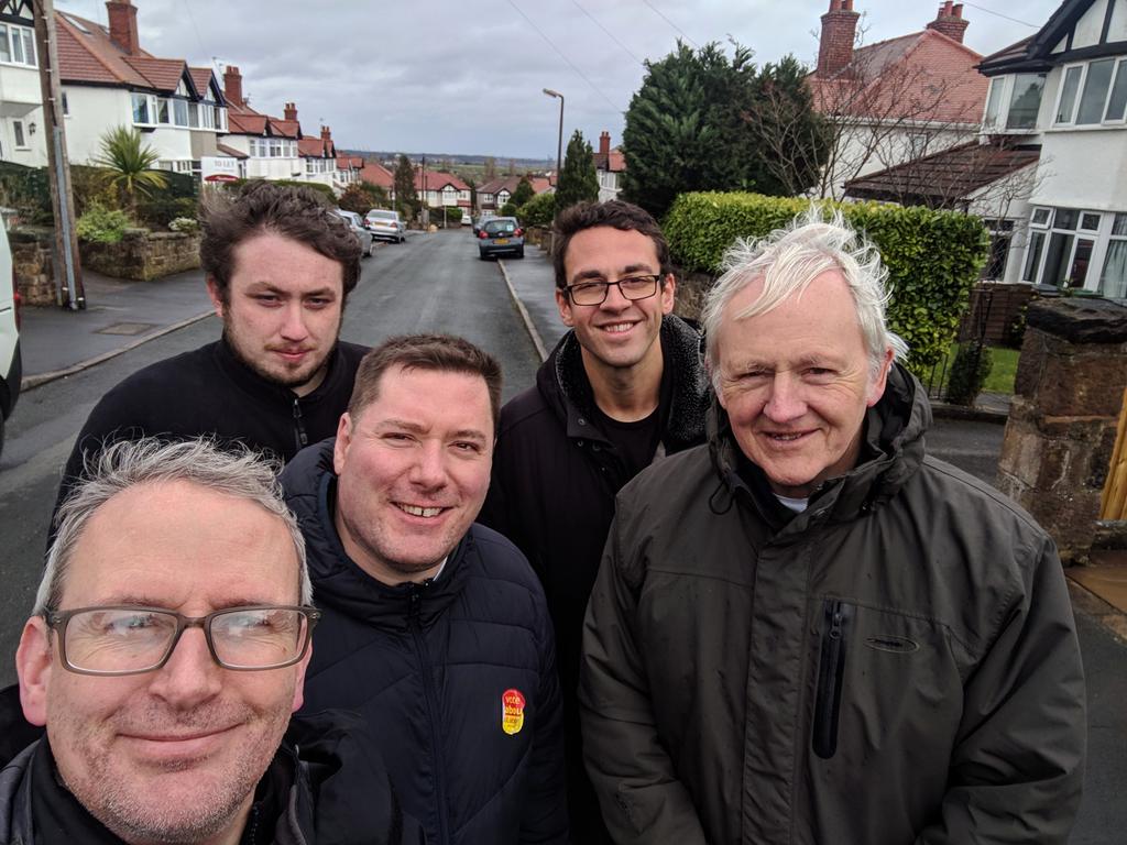 Great session in Pensby &amp; Thingwall with Cllr Phill Brightmore. Residents sick &amp; tited of the chaotic Tories &amp; their savage cuts to police whilst seeing crime on the rise locally. Also great to hear loads of support for Phill's campaign against building on green belt #VoteLabour