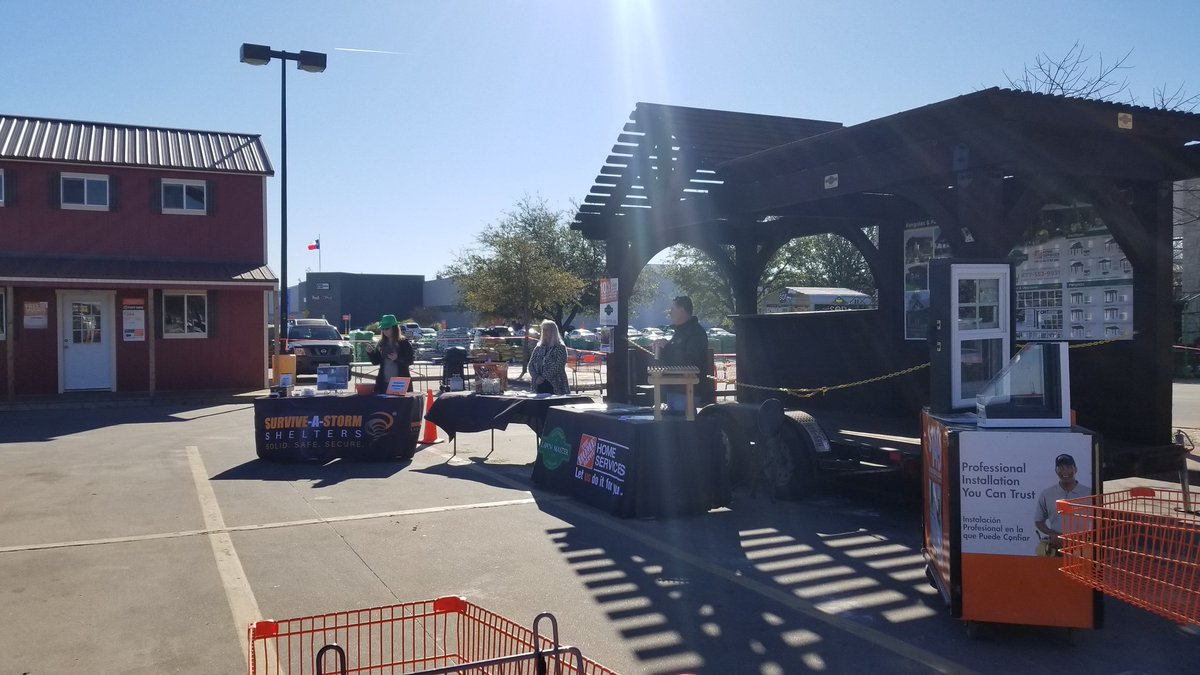 SaberThd's tweet photo. @GranburyHD  Spring Service Event is up and running. @JJMarucci @THDJAKEM @JandSair @MicheleSomers05 @SherreMaclin @thd_shawn @TuffShedShay @OlivasSherrie @LawnMasterWalt @TaiatTHD @THDDamien @RonSerpaio https://t.co/yT1bjH4p5l