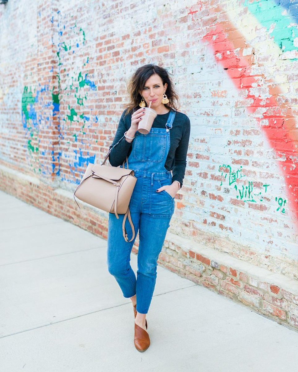 TransferCoFood's tweet image. KNOWLEDGE | All smiles and rainbows at Transfer Co. 🌈We hope to see you at the food hall soon, Raleigh! #TransferCommunity

Click here for weekend hours:
transfercofoodhall.com/hours

 📷: @imfixintoblog