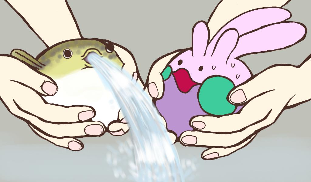 「水を吐くフグと対面したヌメラちゃん。 」|はしのもかのイラスト