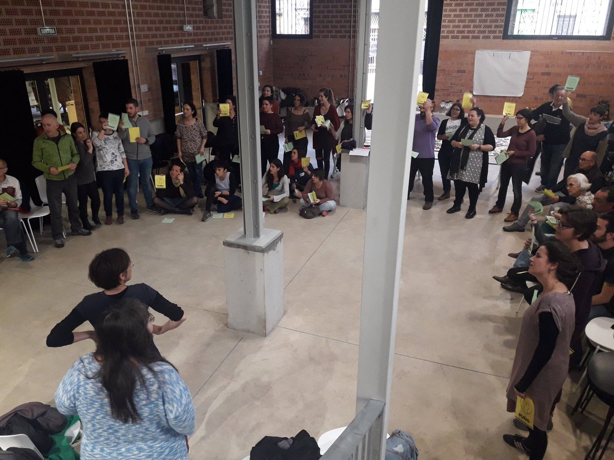 XES_cat's tweet image. Quins són els reptes comunicatius de l'economia solidària? Amb quina imatge i estètica estem construint el nostre imaginari? 

Taller pràctic i debat col.lectiu amb l'@Apostrof_coop dins del cicle #crucrucru.

#Comun_ESS