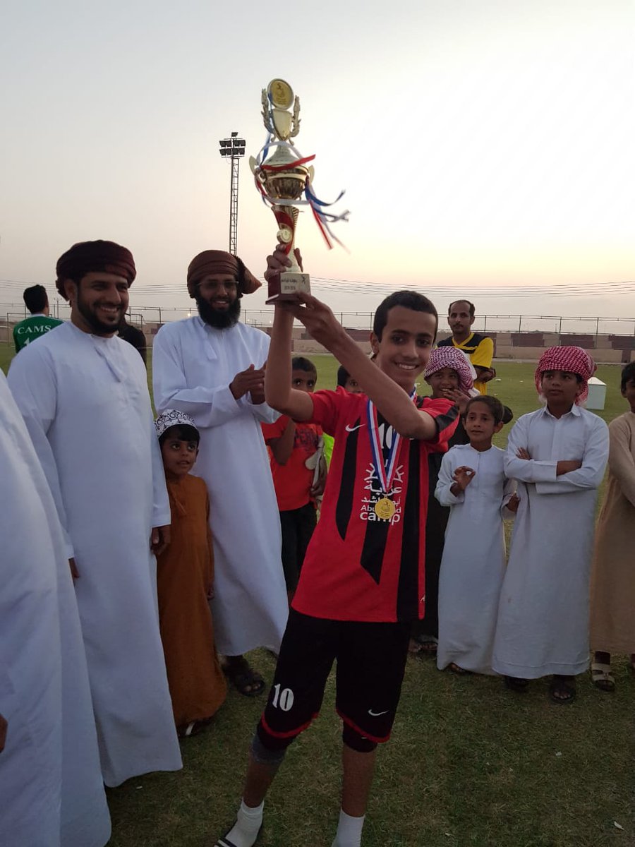 Hajri11Al's tweet photo. فريق الزمالك يحقق كاس دوري بدية لفئة البراعم 2019 للعام الثاني على التوالي شاكرين لكل من ساهم في تحقيق هذا الانجاز من لاعبين وادارة وجهاز فني متمنين دوام التوفيق للفريق في المساباقات والدورات القادمة. https://t.co/m4lHtZfqsM