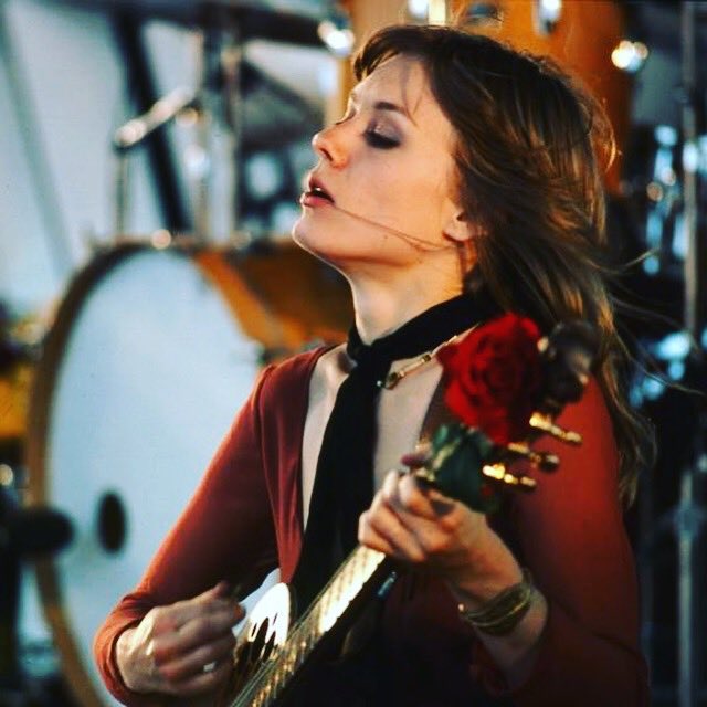 ClareAlexander1's tweet photo. Happy Birthday @NancyWilson I used to jump off the couch kicking my leg like you and playing air guitar dreaming of one day joining HEART. I met you once, it was an honor to get a chance to talk to you! 🎸🦋 https://t.co/Eeb2et31wI
