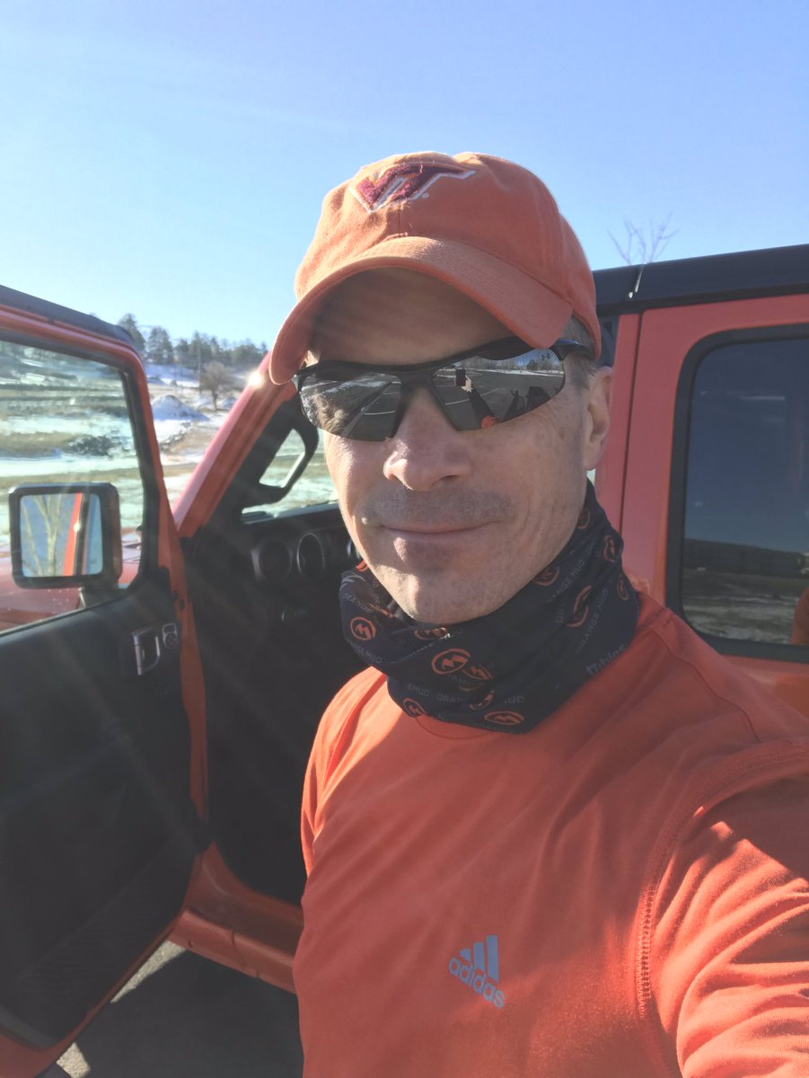 paulpetera's tweet photo. 13 miles. 16 degrees. Now time for 1 pot of coffee.
#RNKrunning #ShopLocal https://t.co/4DpuCQn0To