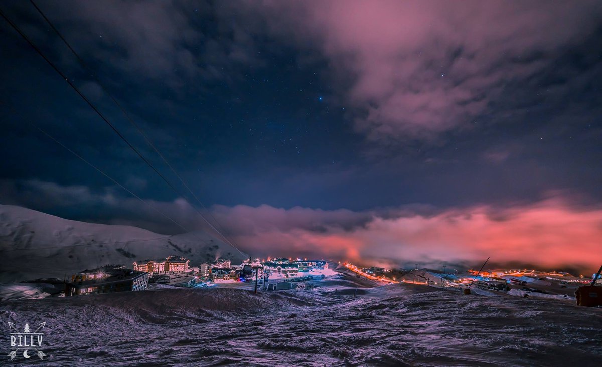 When the sun goes down, the fun keeps going on. 💙 ⛷Enjoy night #skiing in #Gudauri, #Georgia 🇬🇪 ❄️. #mountainresortsofgeorgia