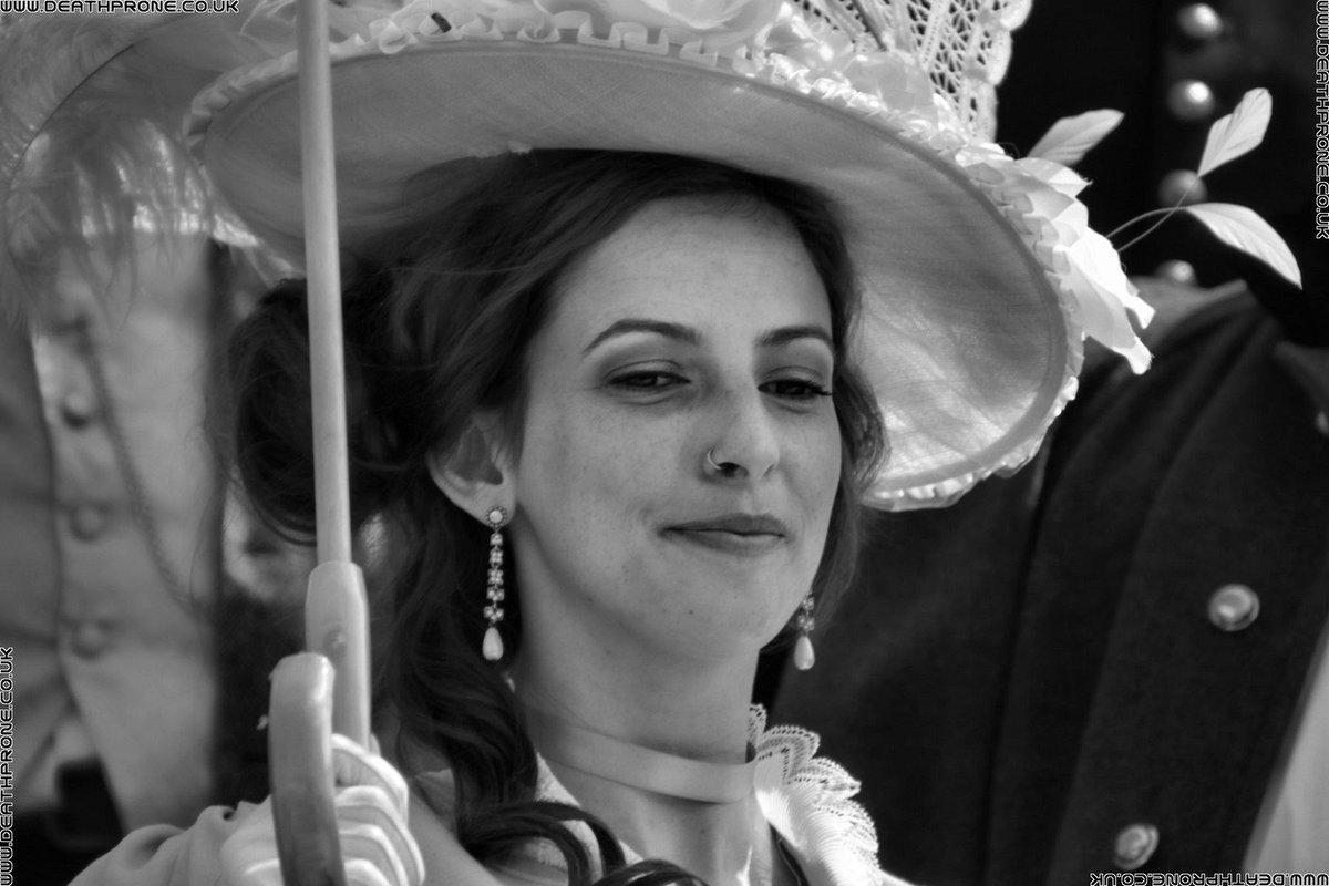 TheDeathProne's tweet photo. Commemorative Victorian Stroll on Hastings Pier. Costumes were Victorian and Steampunk. To see the rest of the photos from this event visit: https://t.co/KarWvh2H5z #photo #pic #victorian #steampunk #beautiful #all_shots #capture #socialenvy #blackandwhite #bnw #monochrome #pier https://t.co/mO3UXorodW