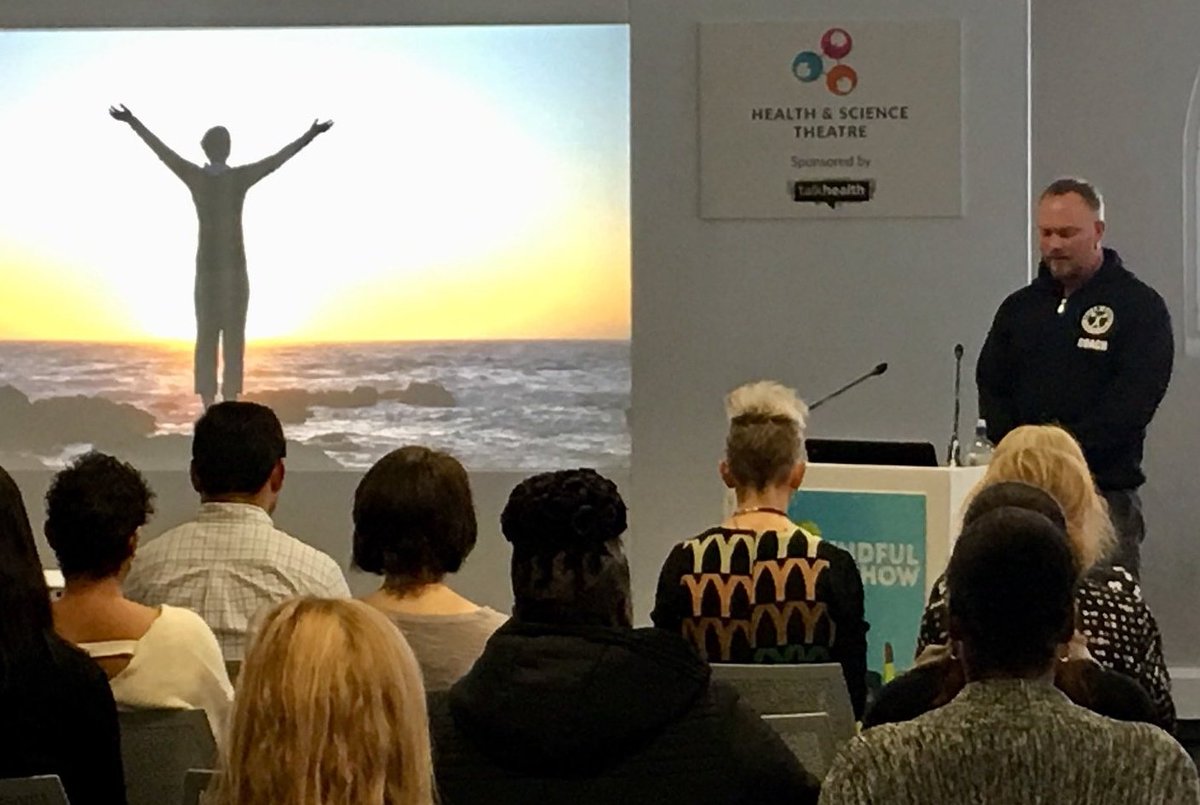 dwhembro's tweet photo. Enjoyed presenting the @HallamBarbell #MindfullySTRONG programe at the #mindfullivingshow in London today. We talked physical, mental and social health. Public health and sport policy plus did a little meditation too. https://t.co/EWscRkIscr