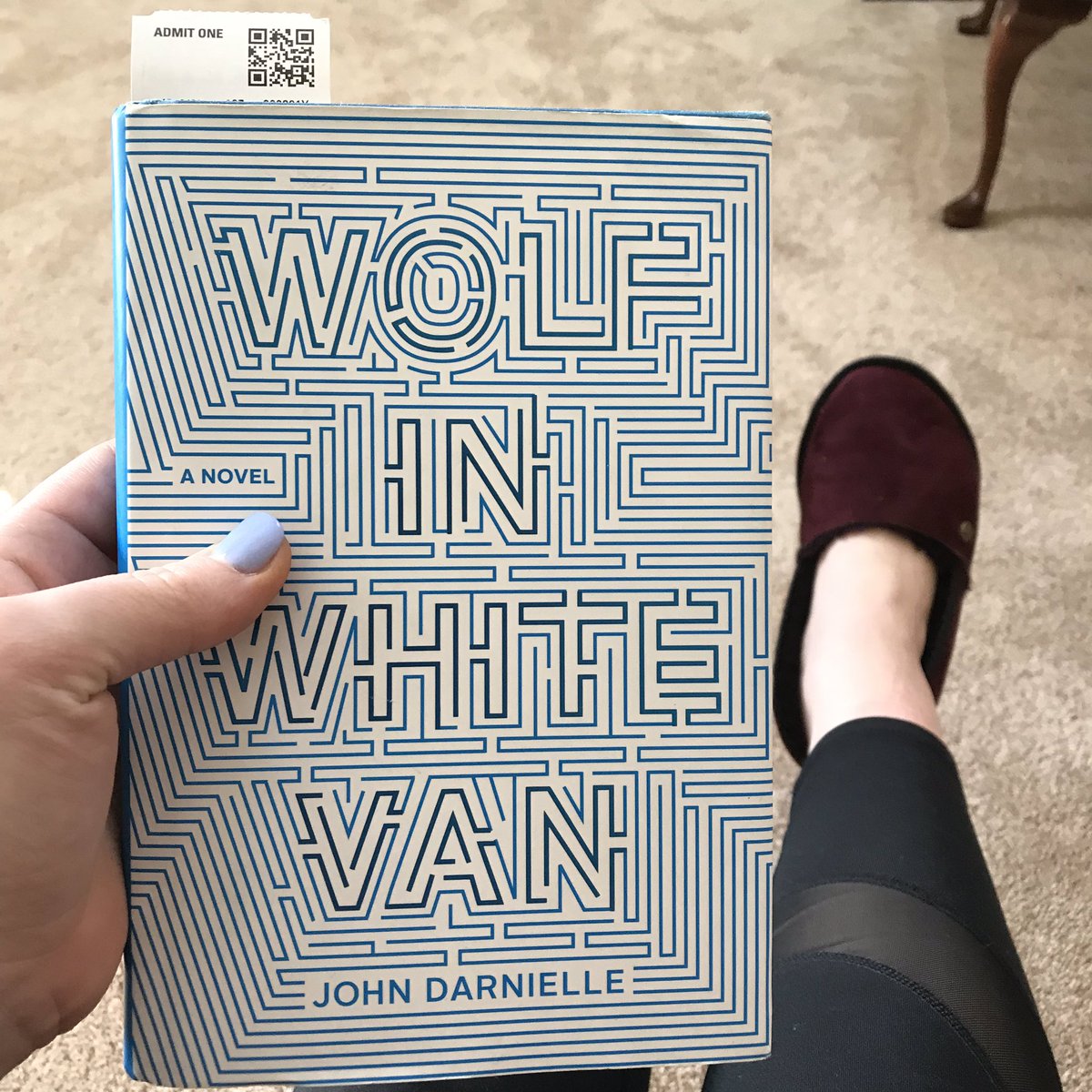 MsPanczenko's tweet photo. Finishing another class means a chance to reward myself with a book and slippers! Never stop reading, learning, or growing. But always make time to reward yourself for those victories along the way! #TeachersWhoRead #TeachersAreStudentsToo #WolfInWhiteVan #whatimreading https://t.co/GXEJC4klYG