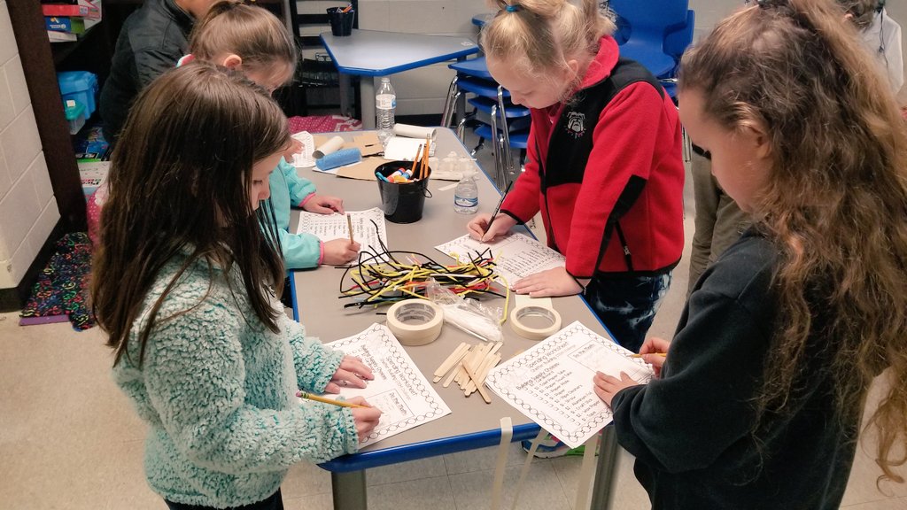 payneSTEMlab's tweet photo. We worked hard this morning at STEM Academy! We will see you all again in April! #teamAcworth 👍🏼🤩💙🧡 #teamAcworth #STEMCobb #SaturdaySTEM https://t.co/WZIfz3liaw