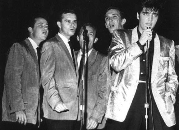 denisecahoon4's tweet photo. Happy birthday #RayWalker, bass singer for the Jordanaires, he was born in 1934. #ElvisHistory #ElvisPresley https://t.co/LBQjuN9Txi