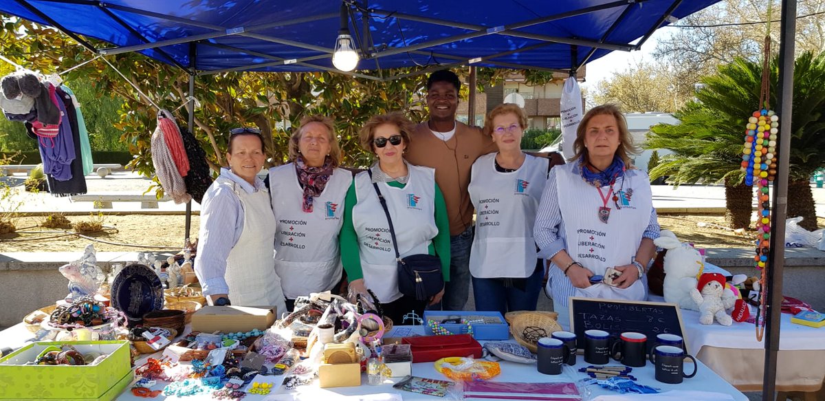 FProlibertas's tweet photo. El equipo #Prolibertas #Antequera te espera en Plaza de Castilla en el #MercadoSolidario. Visítanos! https://t.co/LlziQfyM8q