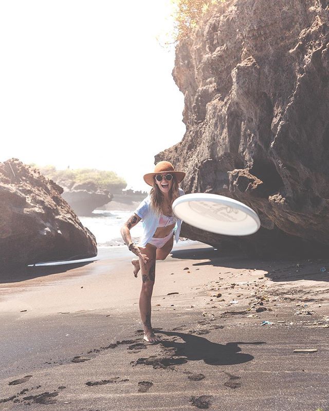 Get Horizontal (@gethorizontal) on Twitter photo Our “Good Vibes” disc flying around with @facingblankpages in Bali! 🌴☀️
📷 by <a href="/smn_ftz/">Simon Fitz</a>
#theultimatelife #ultimatefrisbee #frisbee #beachlife #goodvibes #bali #balilife #beachsports #surf Our “Good Vibes” disc flying around with @facingblankpages in Bali! 🌴☀️
📷 by <a href="/smn_ftz/">Simon Fitz</a>
#theultimatelife #ultimatefrisbee #frisbee #beachlife #goodvibes #bali #balilife #beachsports #surf