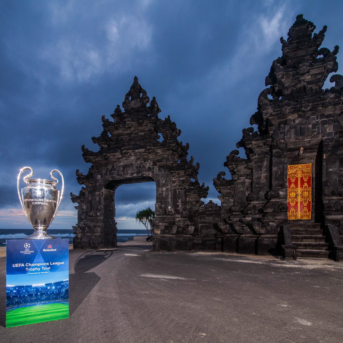 No hacen falta palabras 😍😍😍
#Bali 🇮🇩 #Indonesia
#UCLTrophyTour #Unmissable