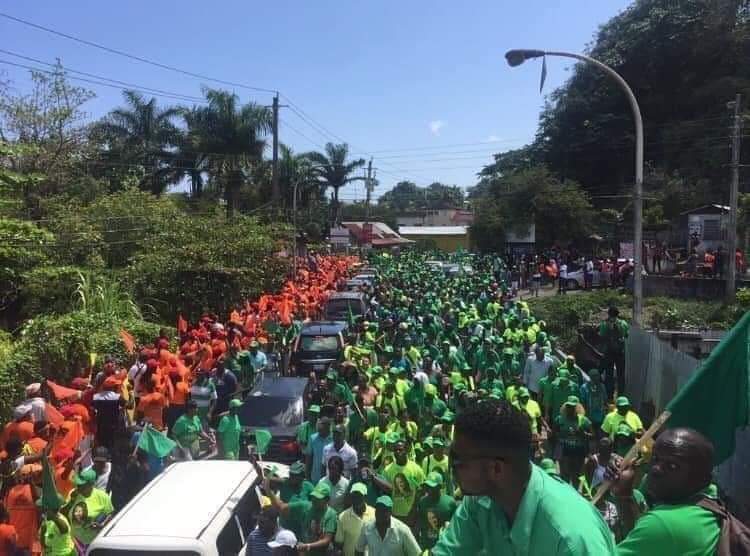 Step aside, comrades👣👣👣 Labourites coming in hot ✌✌✌ #ActionAnn #EastPortland #NominationDay #JLP #LabourPartyBusiness 💚🔔✖