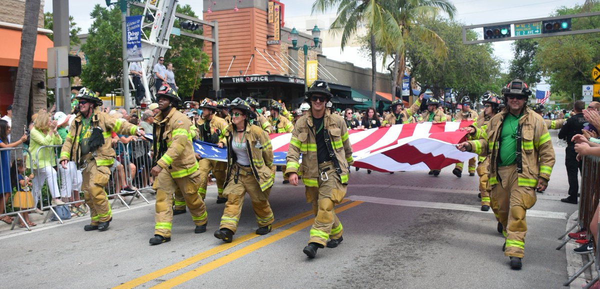 Delray Beach Police (@delraybeachpd) on Twitter photo We had a great time today at the <a href="/CityDelrayBeach/">City of Delray Beach</a>'s St. Patrick's Day Parade which was hosted by <a href="/DelrayBeachFire/">Delray Beach Fire Rescue</a>. It was amazing to see such a jubilant crowd gather for the celebration! #stpatricksday2019 We had a great time today at the <a href="/CityDelrayBeach/">City of Delray Beach</a>'s St. Patrick's Day Parade which was hosted by <a href="/DelrayBeachFire/">Delray Beach Fire Rescue</a>. It was amazing to see such a jubilant crowd gather for the celebration! #stpatricksday2019