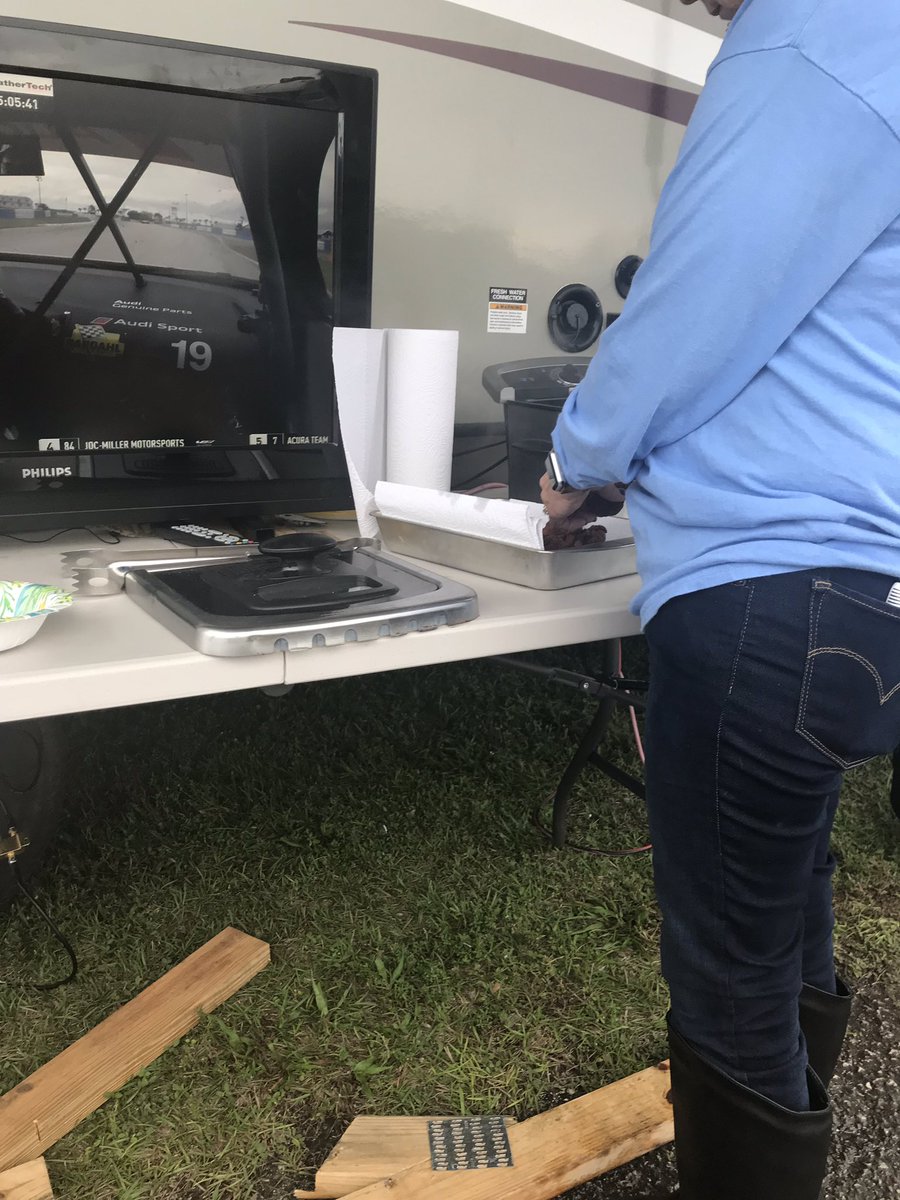 kdes210's tweet photo. Fryin’ some gator tail and keepin’ an eye on the #Sebring12. Hey #imsa, this is Sebring ♥️ https://t.co/Cqjpiw9tUa