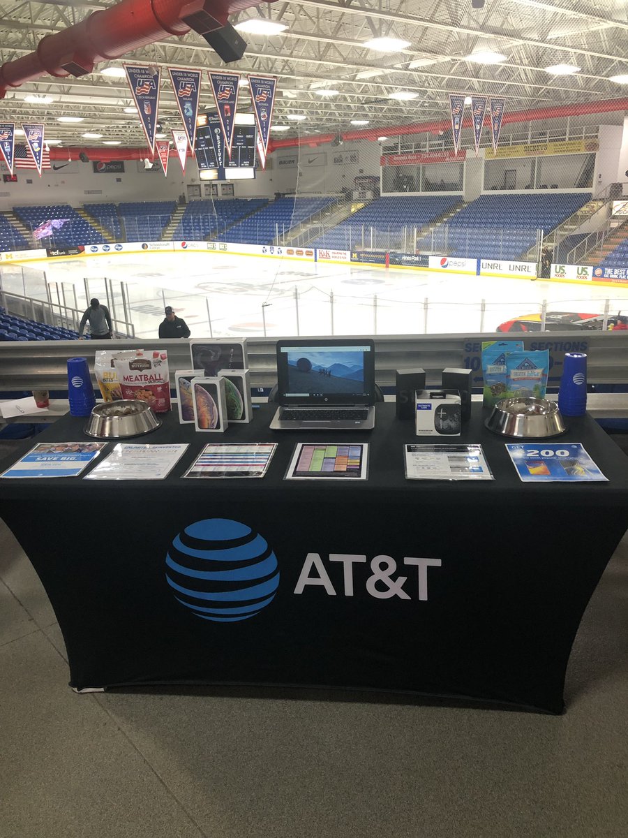 Check out USA Hockey and get some great deals from Seldon and I at the Pucks and Pups event at the USA hockey arena in Plymouth, Mi! #PaintCentralBlue <a href="/Samer_Kawash/">Samer Kawash</a> <a href="/shawnglinski/">Shawn Glinski</a> @Agustin1Chicago <a href="/TomMonahan10/">Tom Monahan</a> <a href="/gigem96r/">Ray Aguirre</a> <a href="/DemetrusHayes1/">Demetrus Hayes</a>