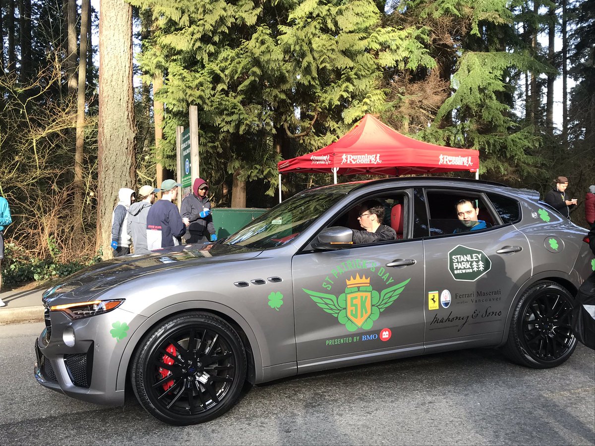 Having a blast at the St. Patrick’s Day Run ☘️🏃🏻‍♂️🏃🏻‍♀️ our leaders had fun blowing up the cheering bam bams 👍🏼😁 <a href="/BardiaPourmalek/">Bardia Pourmalek</a>  enjoying his Maserati ride #likeaboss