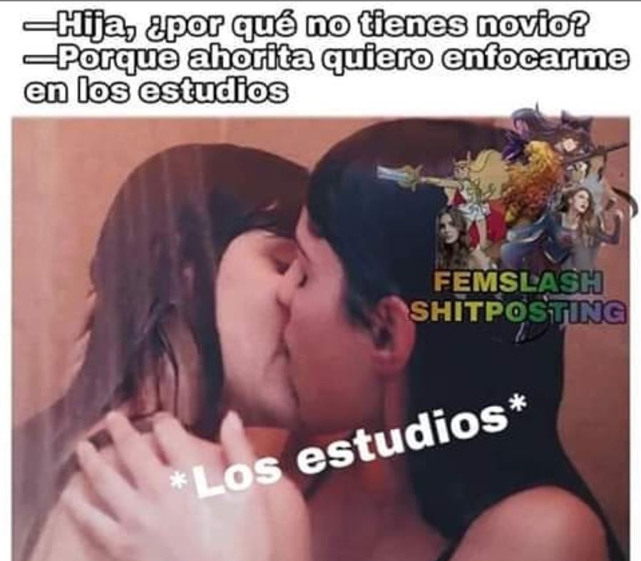 EnJuliantina's tweet photo. " ENFOCADA EN LOS ESTUDIOS " 😜😜🙈🙊 ME ENCANTO ESTO
LAS AMOOOO @macabeso Y @barbara_lopez21 💘💘💘

#BRILLANTINAS  #JULIANTINAS #JULIANT https://t.co/8XUA8vj567