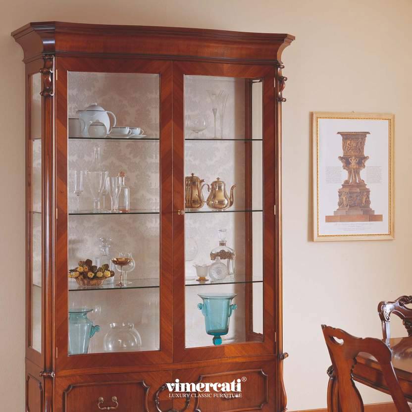 Classic 18th century Siciliano style #diningroom
Discover more on vimercatimeda.com/en/18th%20cent…

#table #chairs #sideaboard #diningroomdesign #classicdiningroom #luxurydiningroom #interiors #furniture #classicfurniture #luxuryfurniture #exclusive #luxurylifestyle #carved #homesweethome