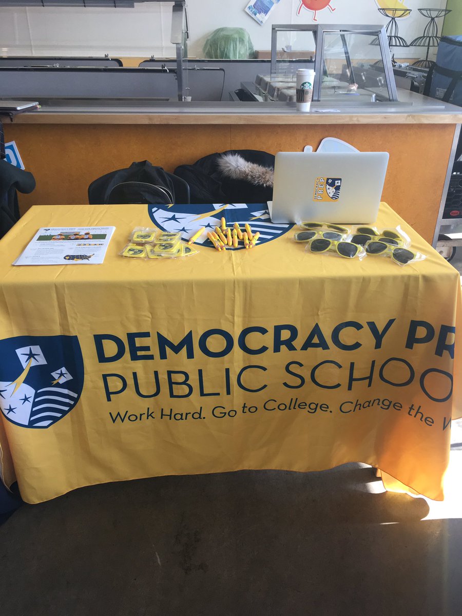 lisafriscia's tweet photo. Ready for some old school recruiting for @DemocracyPrep #workatDP #teachatDP https://t.co/cdRAmIXqq9