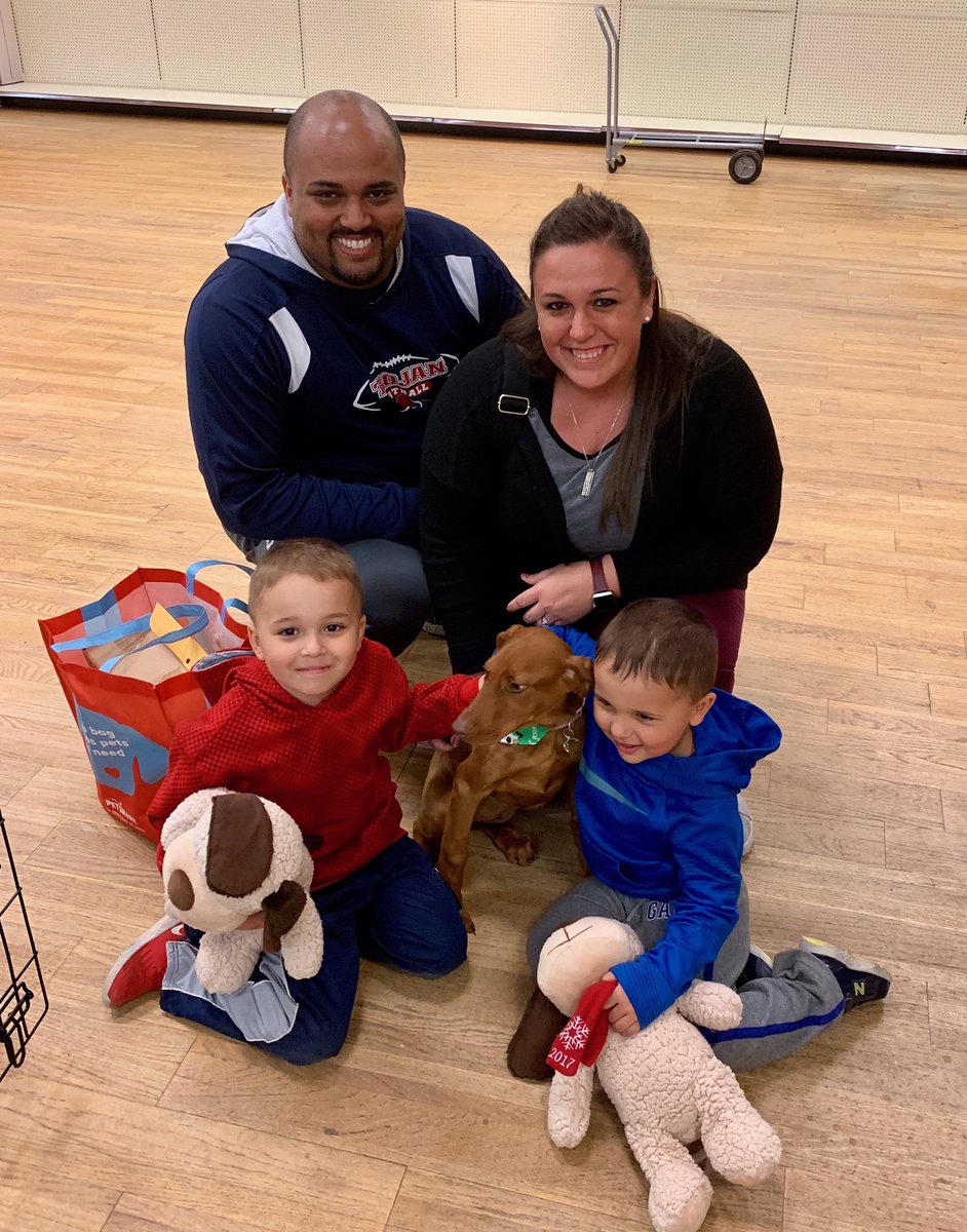 CHQCountyHumane's tweet image. Laverne is one of 14 animals to go home so far during the @St. Pawtrick’s Adoption Event!  We are just three adoptions away from our goal!  With your help we can do it.