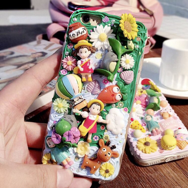 nothinbasichere's tweet photo. Who’s fan of Ghibi? 🐣🏮⛩
Check our store for more 👉 https://t.co/CO6GK984MR
#ghibli #chibi #mei #handmade #iphonecase #samsungcase #ghiblicase #ghiblistuff #ghiblimerch #ghiblilover #ghiblicase #totoro #totorocase #kawaii #kawaiicase #kawaiistyle #kawaiishop #kawaiistore https://t.co/U2wTbXPzOM