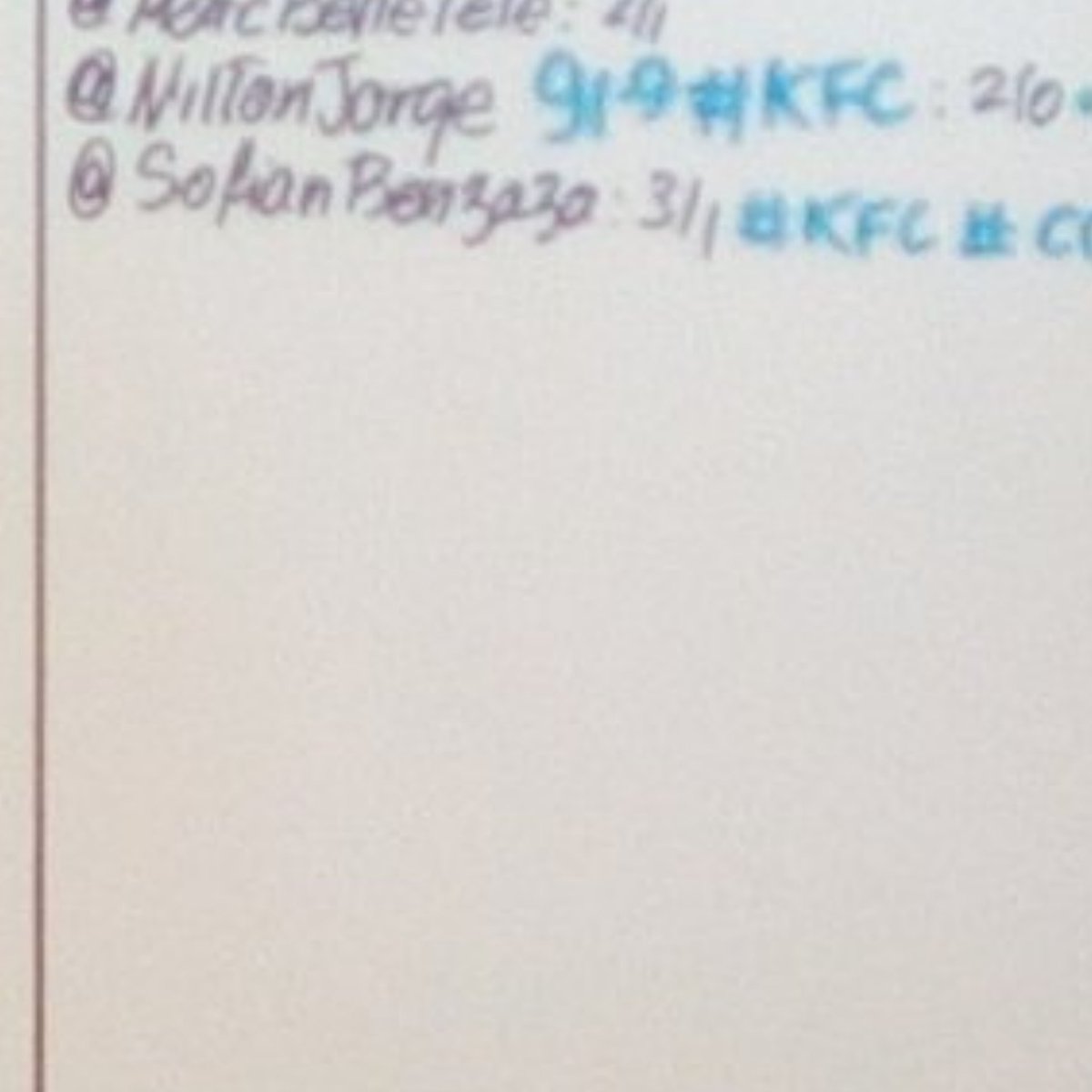 sofianebenzaza's tweet photo. On recèle une tendance dans le #PopsBoard du @mike49712
"Jai vraiment envie d'être positif!"
cc @NiltonJorge
#IMFC https://t.co/Sr0kRVhlOH