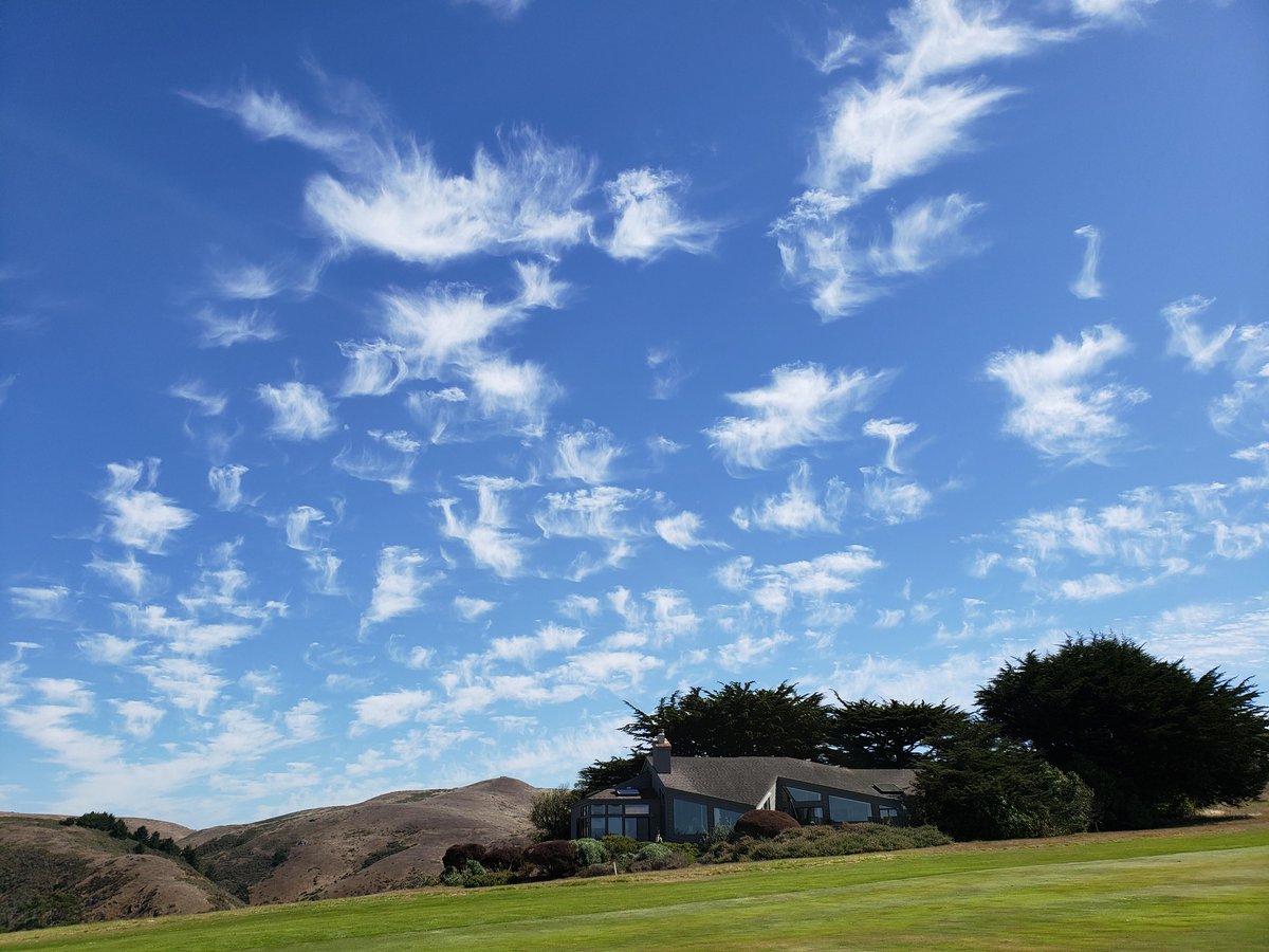 You are beautiful Sonoma County Sky. #mackandfaulkner, #sebastopol, #sebastopolrealestate, #bigsky, #blueskies, #sonomacounty, #lovewhereyoulive