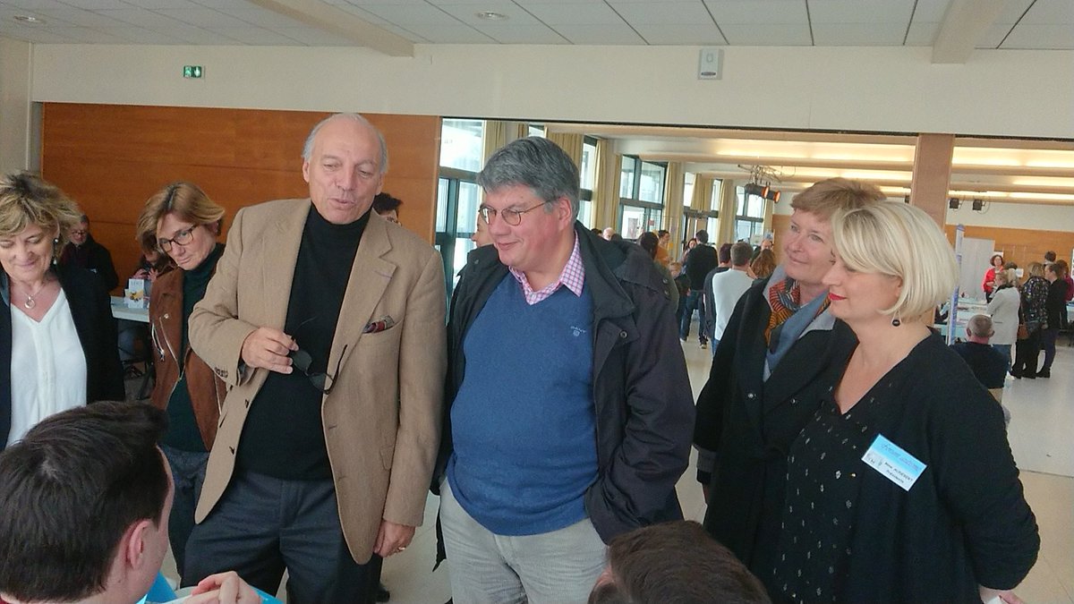 SeydouTraoreLH's tweet photo. @HdeLaBatie Maire @Sainte_Adresse VP @RegionNormandie &amp; @LeHavreMetro a inauguré le Forum #autisme avec Stéphanie Audebert @ASPERGERFAMILY1 &amp; @agnesfirmin Députée @AssembleeNat &amp; @Flothibaudeau &amp; @cmsica @seinemaritime https://t.co/Qqw6IqqRLz