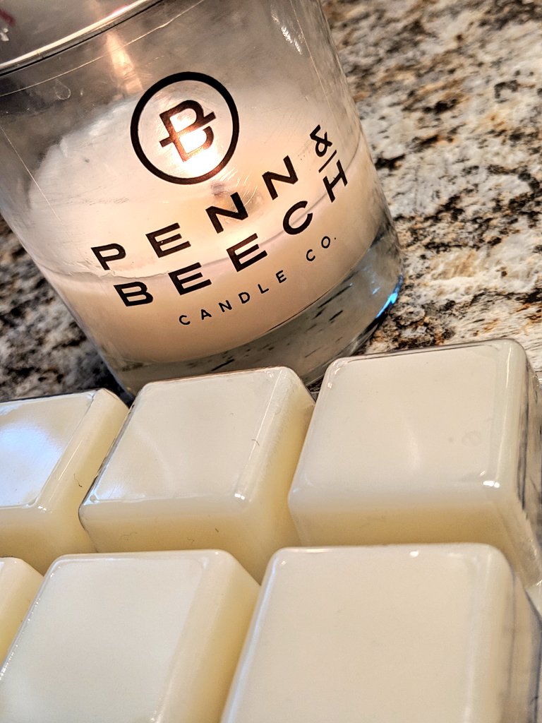 kdemotivates's tweet photo. I was like a mad scientist yesterday making my wax cubes and candle at @pennandbeech!  Love this place, love the experience and love their staff ❤️ #comepourwithus https://t.co/ocaWH2ZyPh