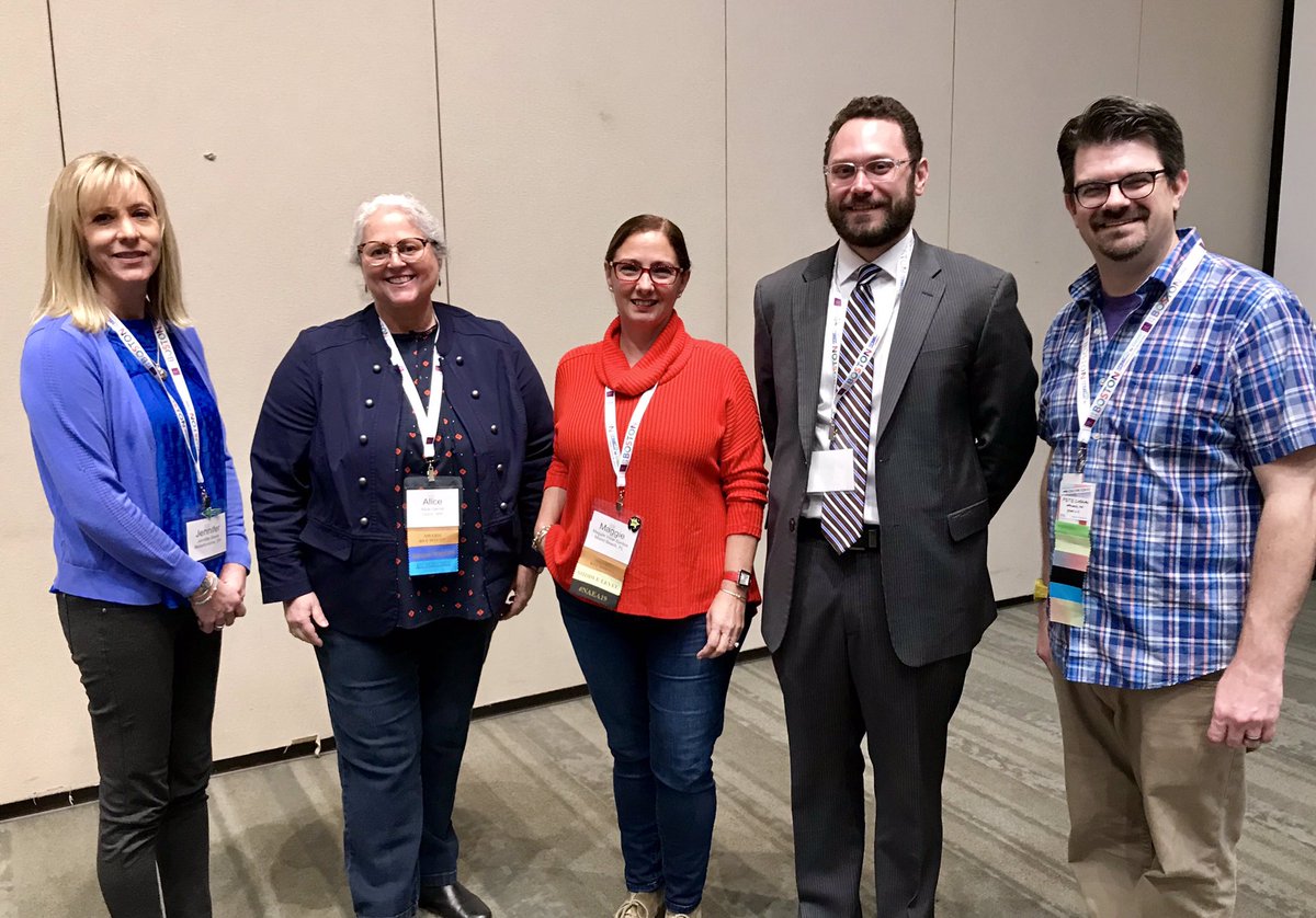 MonaLisaLvsHeah's tweet image. Final session commitment for #NAEA19 Excellence In Our Midst: Middle Level Awardee Showcase w/ @NAEAMiddleLevel @WMSartlab Thank you Peter!