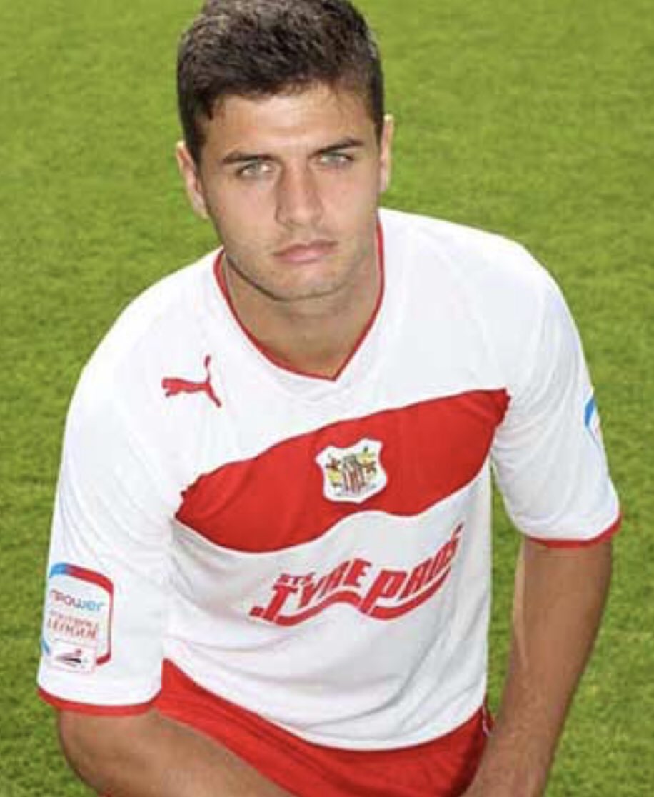 StuartRowe10's tweet photo. Rip Mike Thalassitis 🔴⚪️🔴⚪️ @StevenageFC https://t.co/06f4sGPeVO