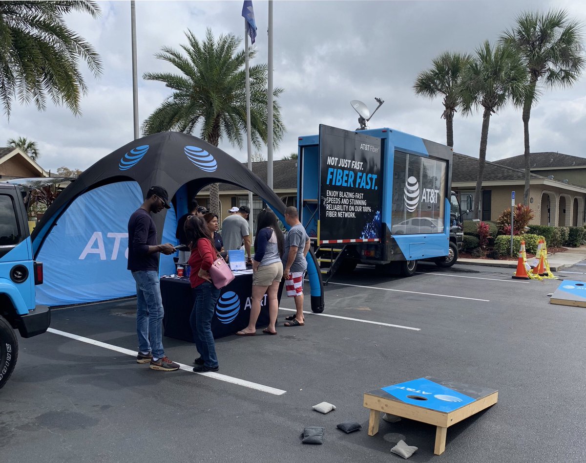 FLfleetfighters's tweet image. ISSA PARTY!! 🎉🔥🚛📡  Showing love to one of our favorite communities! #getconnected #bEASTing #werolldeep #lifeatatt @geauxlego @AmyIvey_OneFLA @OneFla_Mobile