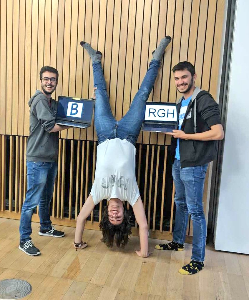 victorpm5's tweet image. We just won @blackrock &apos;s Polaroid challenge at @hacktheburgh.  This is so much fun!