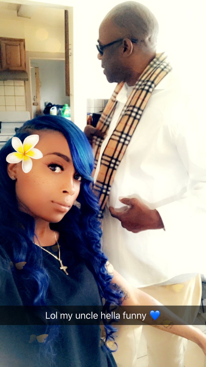 __recklessss's tweet photo. MARCH 16? I lost a big part of my heart my favorite uncle passed away today,  I love him so much, I had him my whole life he use to walk me to school I, my uncle would give me his whole heart If he could, forever yo RieRie💔💔💔💔💔💔💔💔💔💔💔💔💔💔💔💔💔💔💔💔💔💔💔💔💔💔💔💔 https://t.co/lCLELmA05T