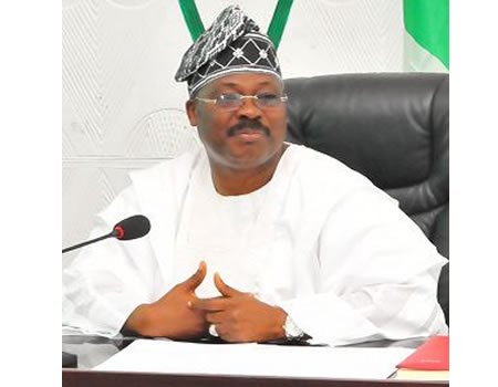 nigeriantribune's tweet photo. #IbadanBuildingCollapse | Ajimobi sympathises with victims, orders free treatment
https://t.co/ahe3Xc1mWg
#NigerianTribuneAt70 https://t.co/toYGCw6sWy