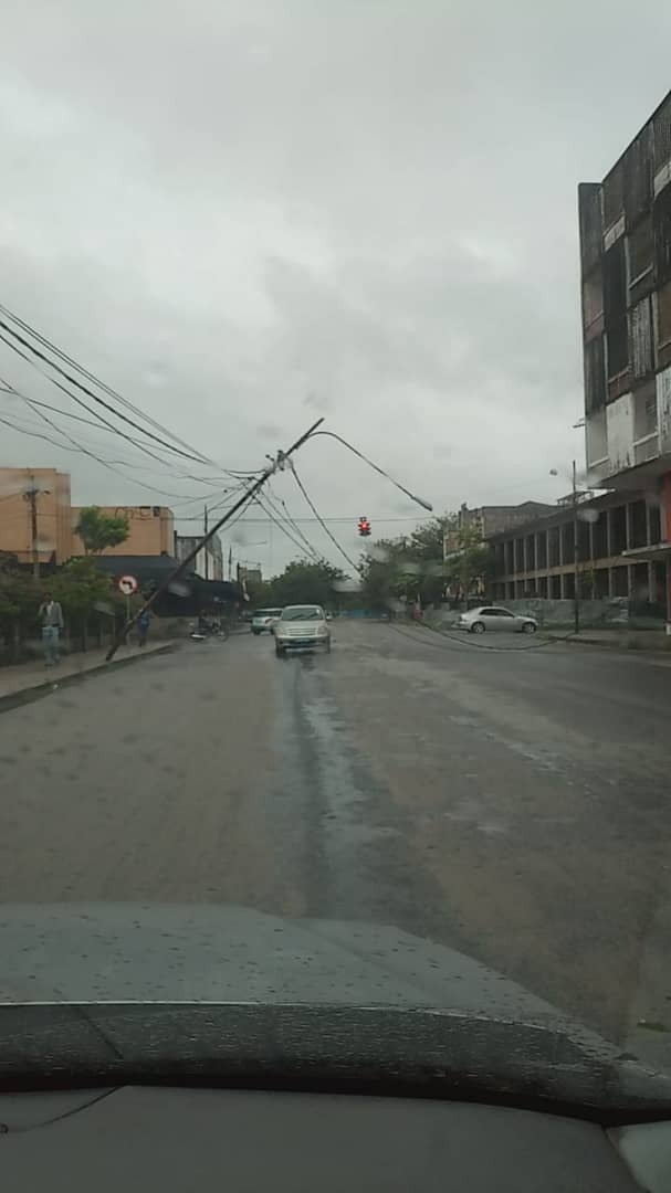 #CycloneIdai victims have increased to 31. Our condolences to the families, communities and nation of #Zimbabwe at large. Wishing the continuing rescue operation a success. Our stories many be singular but our destination is shared.