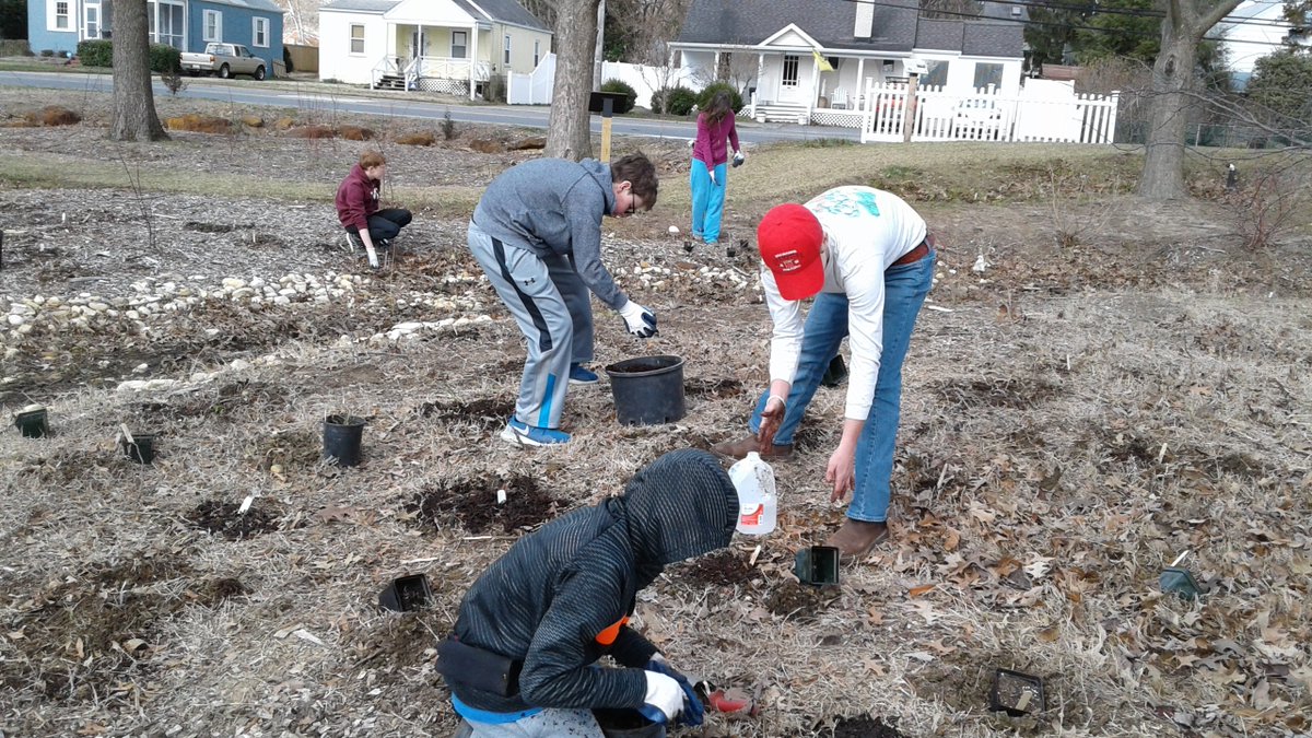 Mrs. Spencer tweet media