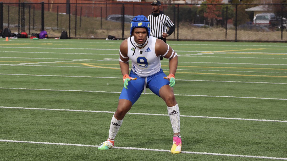 KwadeSays's tweet photo. Saturday’s are for 7v7 — @POFathletes Northwest https://t.co/LK4gXATVOO
