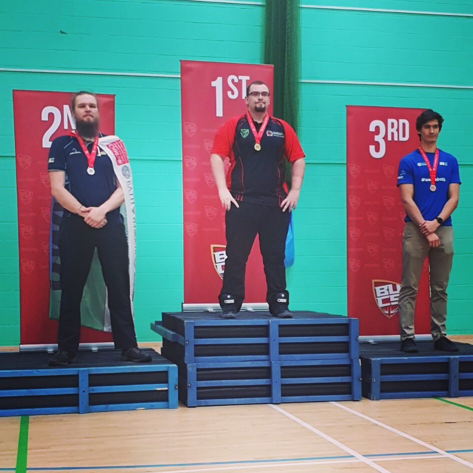 DMU DMU DMU! GOLD MEDAL AND BRINGING HOME 12 BUCS POINTS! WELL DONE CHRIS!!
#TeamDMU #WeAreDMU #bucsarchery #bucsfinals <a href="/DMUsports/">DMUsport</a> <a href="/dmuleicester/">dmuleicester</a> @DMUDVC <a href="/FionaMDick/">Fiona Dick</a>