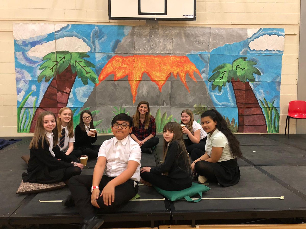 banktonps's tweet photo. A MASSIVE well done to the P7 Production Team πππΌ Teamwork at its finest, creating the backdrop for our upcoming show, Rock Bottom π¨ #rockbottom #P7Show #acreativebunch #expressivearts https://t.co/VpHSuyoZMd