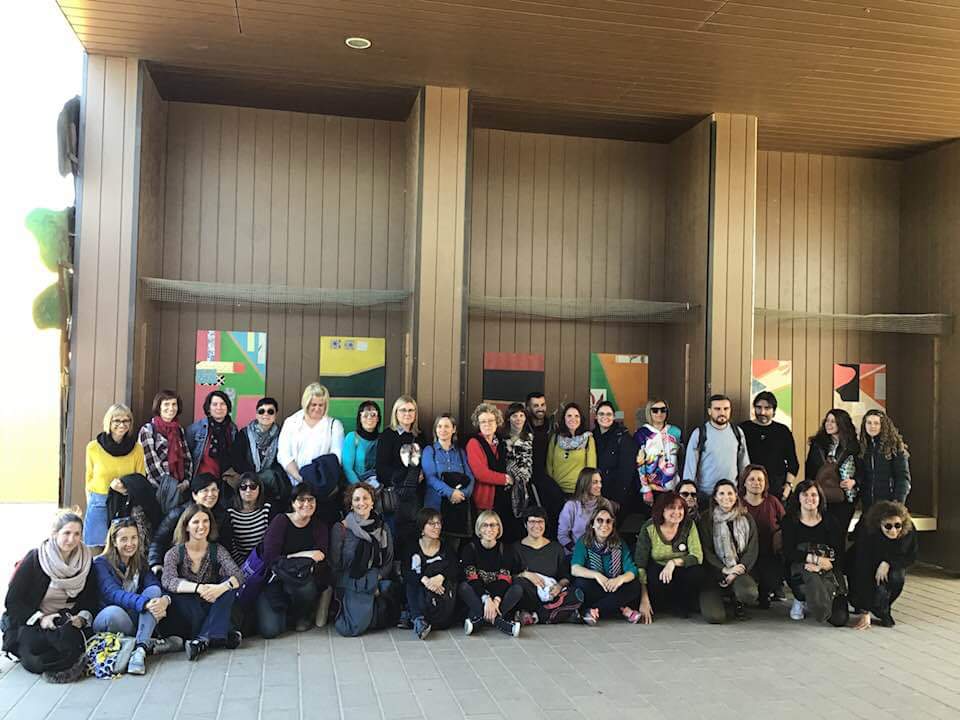 mrpcastello's tweet photo. Mestres del @mrpcastello han participat en la Jornada Pedagògica a l'escola #ElsPinetons (organtizada per @RosaSensat ).
Moltes gràcies a tot l'equip de mestres del centre per deixar-nos aprendre i gaudir de la vostra gran escola, ha sigut una experiència molt enriquidora. https://t.co/y0uWz06Gdg